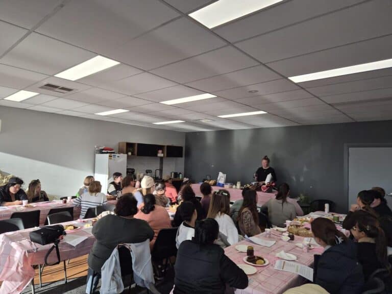 Women at a sourdough workshop in Kalgoorlie run by You Beaut Co